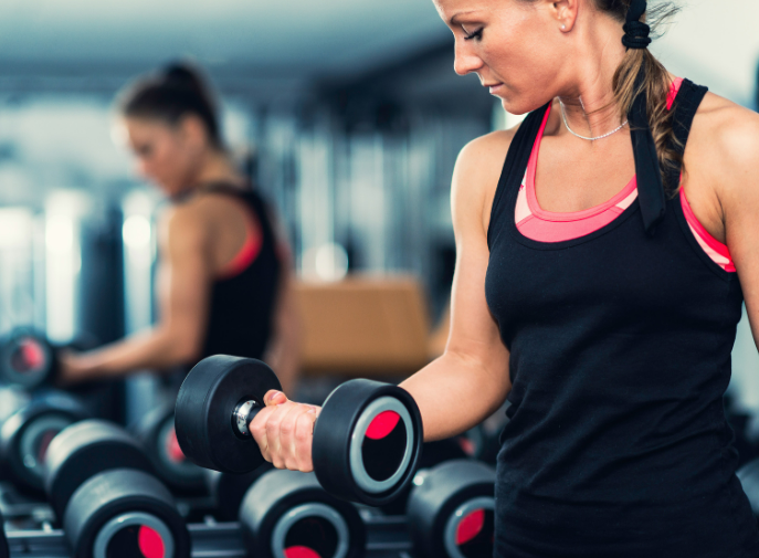 KristenJakobitz's tweet image. &quot;I&apos;m too busy for a 60-minute workout.&quot;

Good news: You don&apos;t need it. 

High-impact strength training for just 20-30 minutes, 3x a week is enough to send a powerful signal to your hormones and metabolism. 

#PerimenopauseFitness #WorkoutRoutine #MetabolicHealth