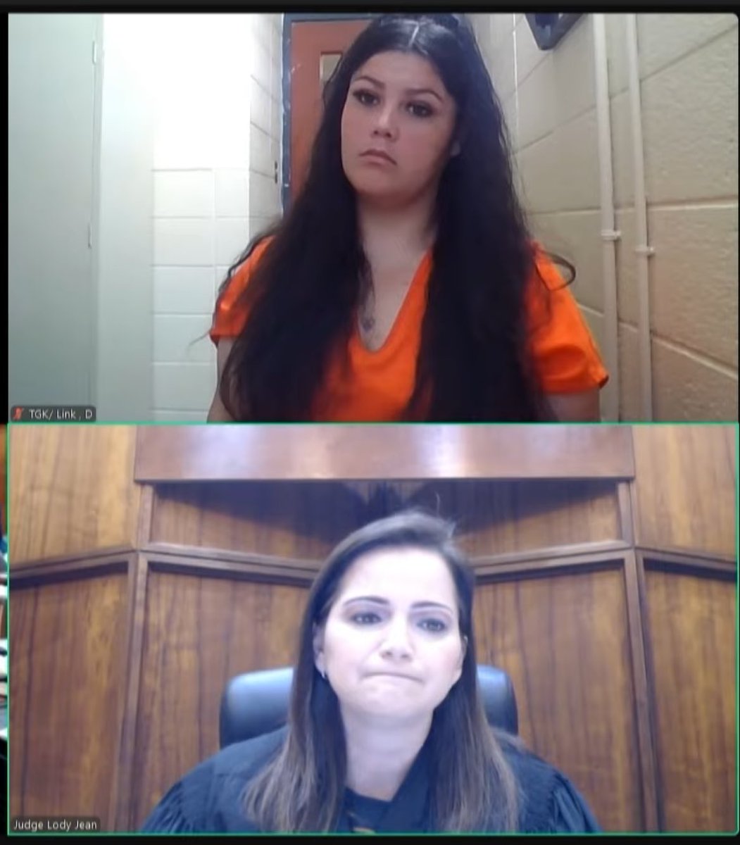 imadriienne's tweet photo. #DaisyLink #DaisyLinkTrial #ToxicRelationshipMurderTrial
REMEMBER DAISY LINK ๐ฑโผ๏ธ
She was found guilty of murdering the father of her 2 children, Pedro Jimenez in 2022.
Remember she infamously got pregnant while incarcerated in jail ๐ณ She used the semen from fellow inmate, Joan DePaz, by having him put it in a glove & passed it through the jail vent system ๐คจ๐ฑ
She is back in court seeking a retrial ๐
https://t.co/BMgC8F52pY ๐๐ผ
๐๐ผ๐๐ผ๐๐ผ