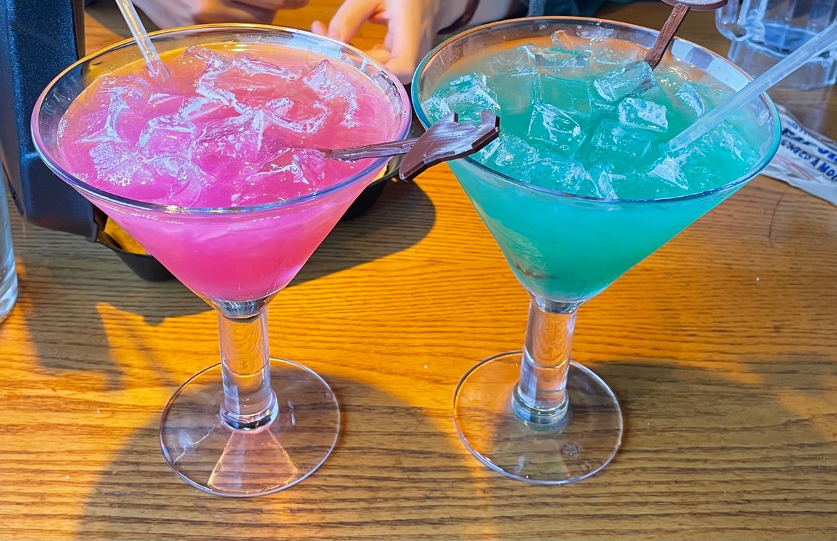 Ryan Larson tweet media