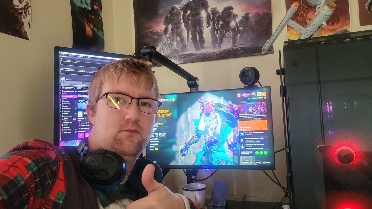 TheSolContinuum's tweet image. Me myself and I are cooking up those fryers! Just going to play some games and hopefully share the fun and relaxation with everyone. Click the link!! Do it!!!! Twitch.tv/solnovah. You won't regret it or will, I am not you lol.