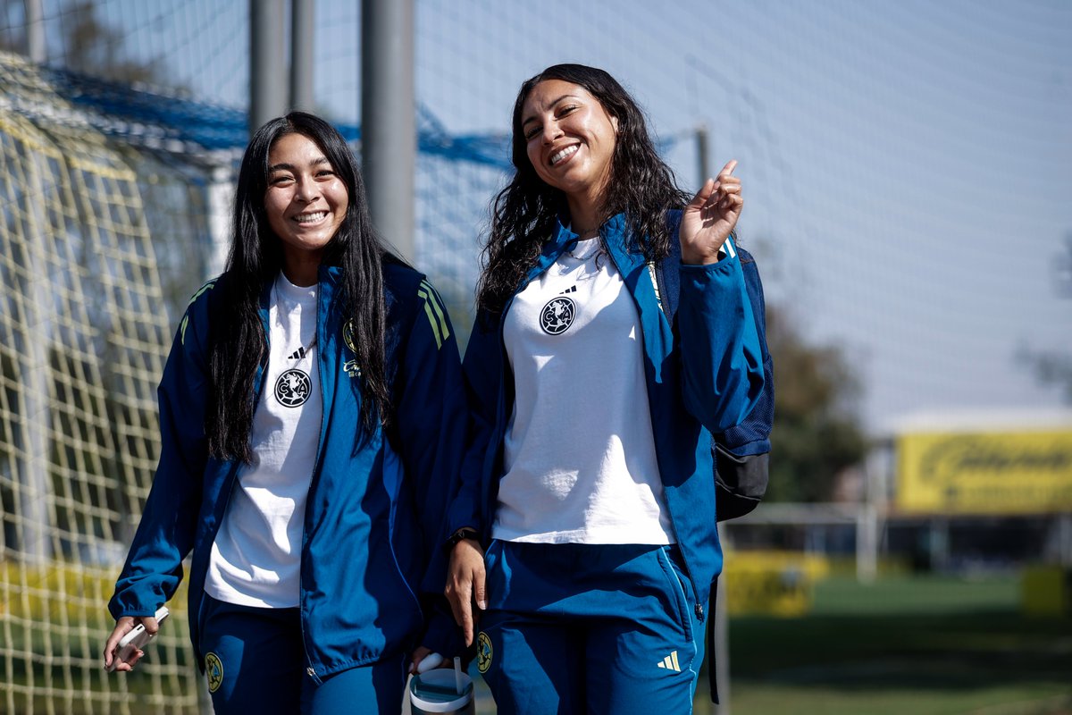 Aquí vamos, Águilas 🦅

Coapa ➡️ 🏆
#SomosSuperpoderosas