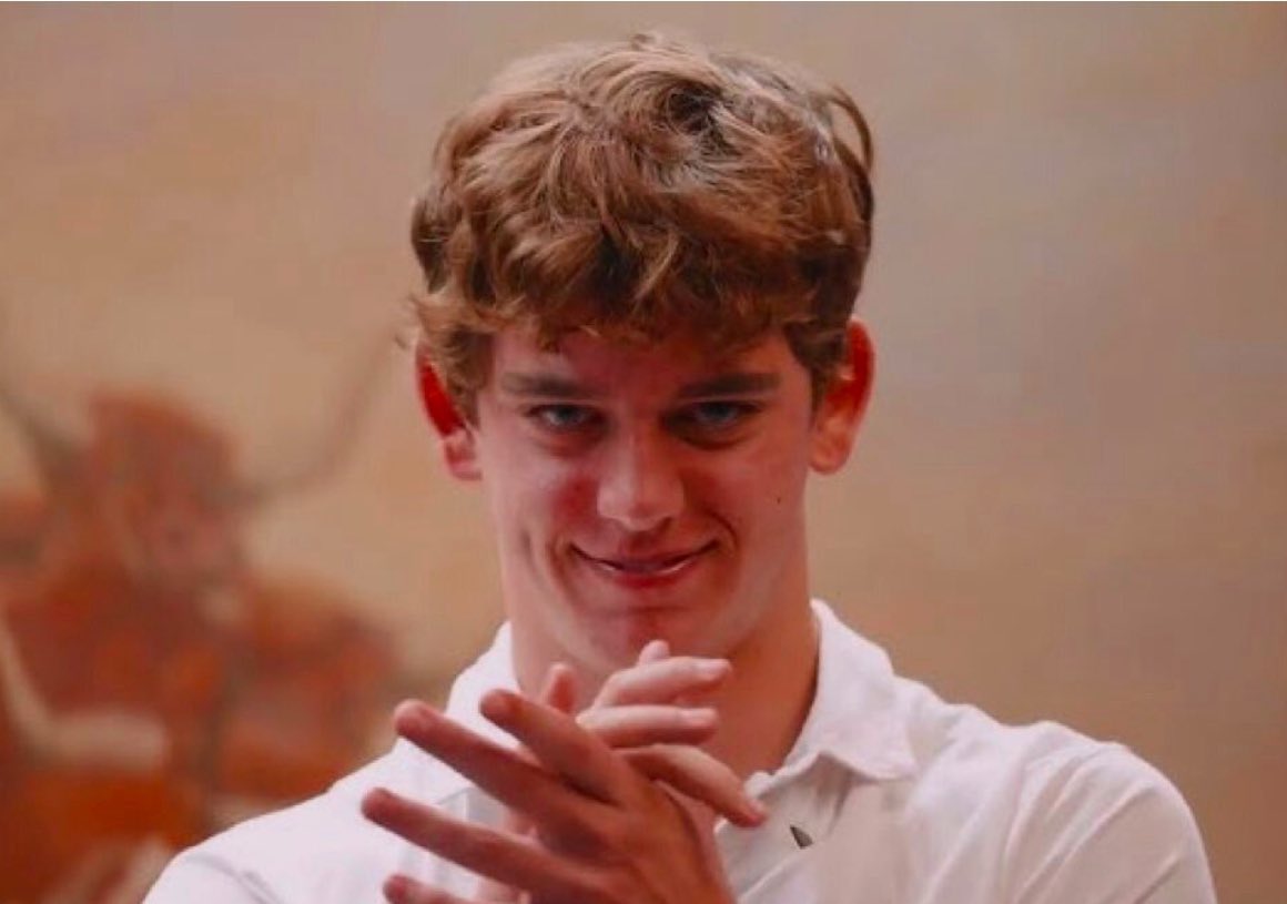 GreenIsMagic's tweet image. #texasfight #HookEm