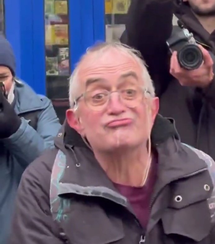 kotenok33000's tweet image. Téma la gueule de la résistance 😁