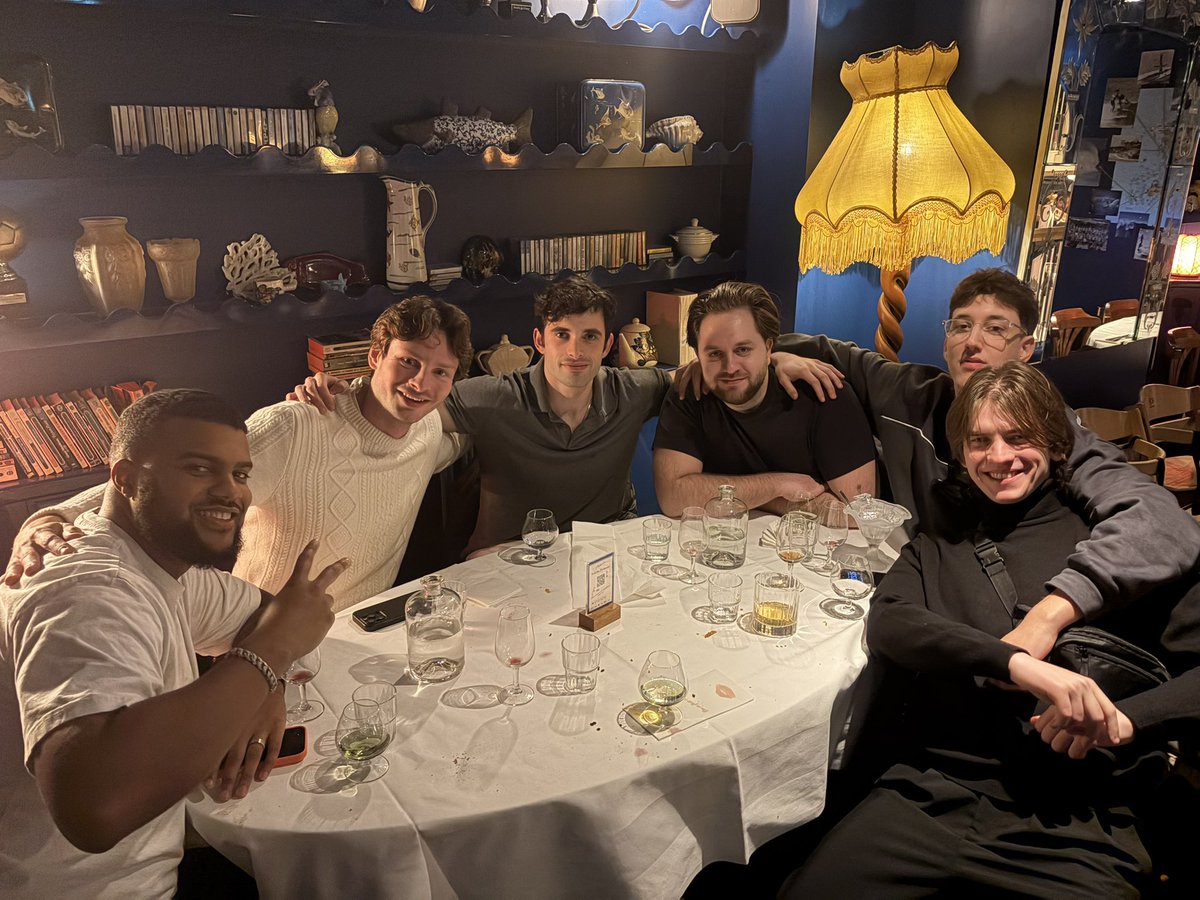 MattEpstein16's tweet image. I spent 20k flying some of my team to Paris for the weekend. 

Tables, uber blacks, a FAT Airbnb 

“That’s expensive” 

This was the best ROI ever.