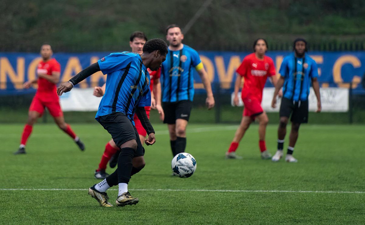 Fleetdown United Reserves 1 Sevenoaks Town Reserves 3 👏

Goalscorers:
Boluwatife Oduntan ⚽️⚽️
Ramses Angoua ⚽️

Assists:
Harry Bunclark 🅰️🅰️🅰️

🔵⚫️ | #Sevenoaks #STFC