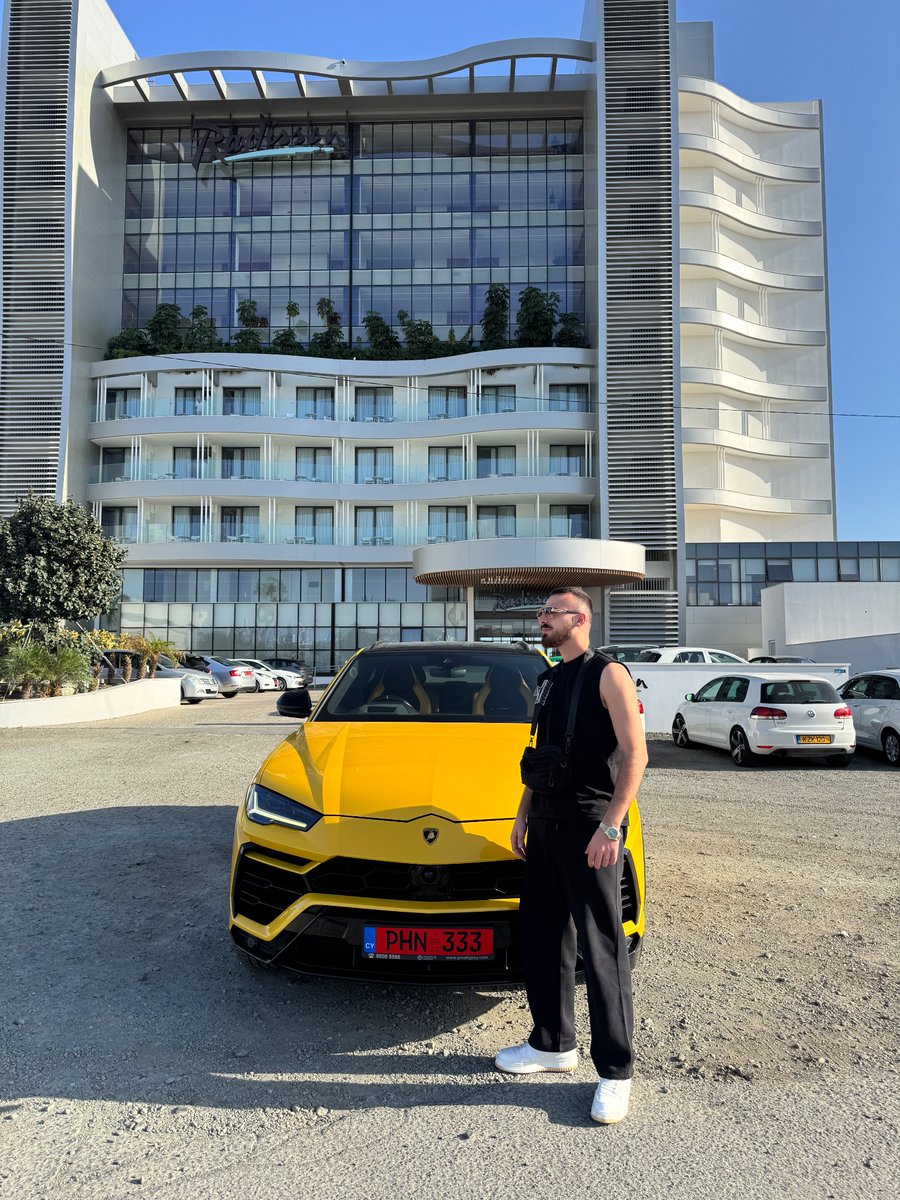 Cryptoze's tweet image. Gm friends 🖤