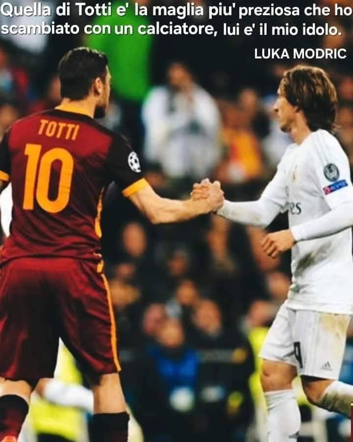 PESEDITING's tweet image. #Totti #Modric #football