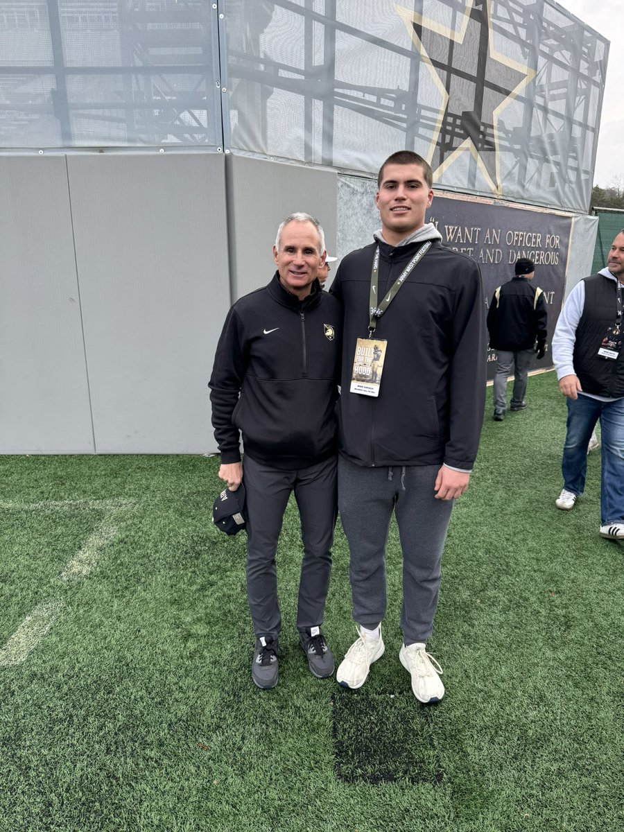 Michael Zapach tweet media