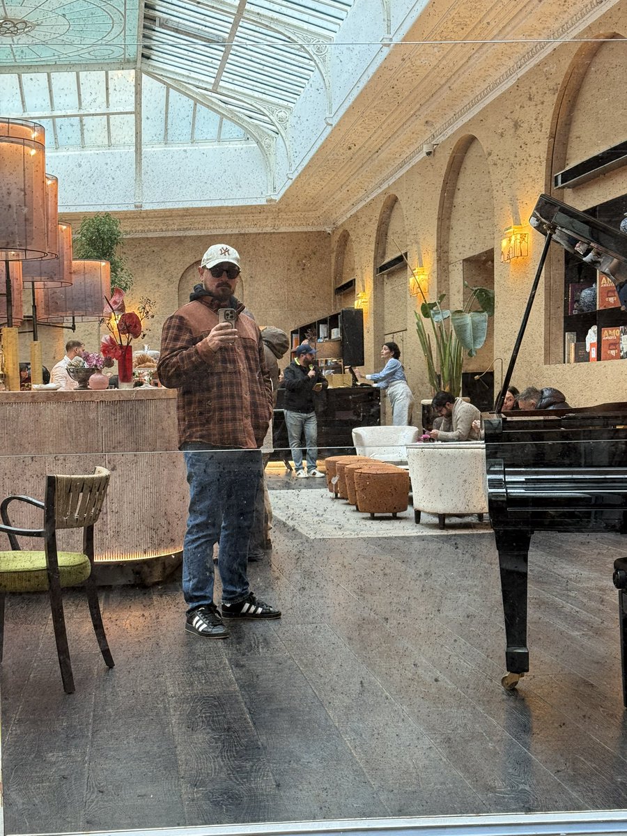 Ed 🦖 (@the___ed) on Twitter photo 