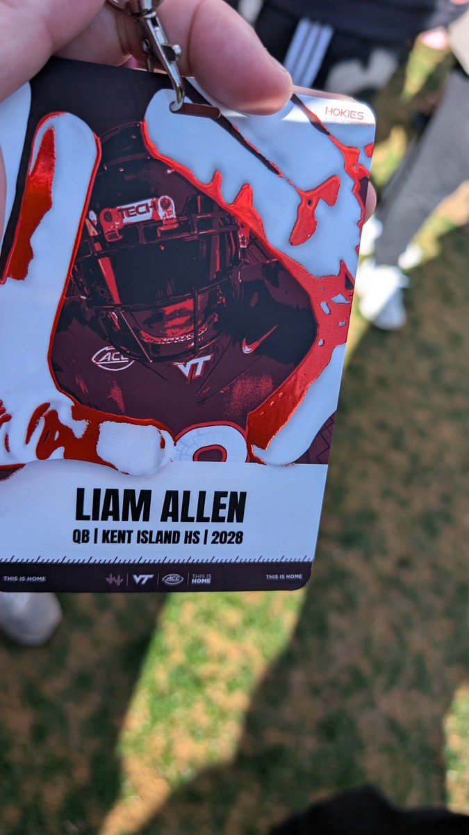 liam_allen1010's tweet image. Thankful for the game day visit! The future for the Hokies is bright. #virginiatechfootball