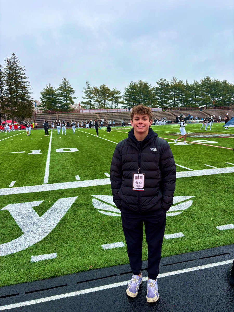 Thank you to the coaches and everyone at <a href="/BrownU_Football/">Brown Bears Football</a> for the invite. Grateful for the opportunity, and thank you <a href="/coachDjackson1/">Darryl Jackson</a> for showing me around campus. What an amazing game to be at! <a href="/YorkDukesFB/">York Dukes Football</a> <a href="/CoachBAM93/">Bryan Anthony Murray</a> <a href="/CoachChris_Roll/">Coach Chris Roll</a> <a href="/EDGYTIM/">Timothy “EDGYTIM” OHalloran</a> <a href="/PrepRedzoneIL/">Prep Redzone Illinois</a>