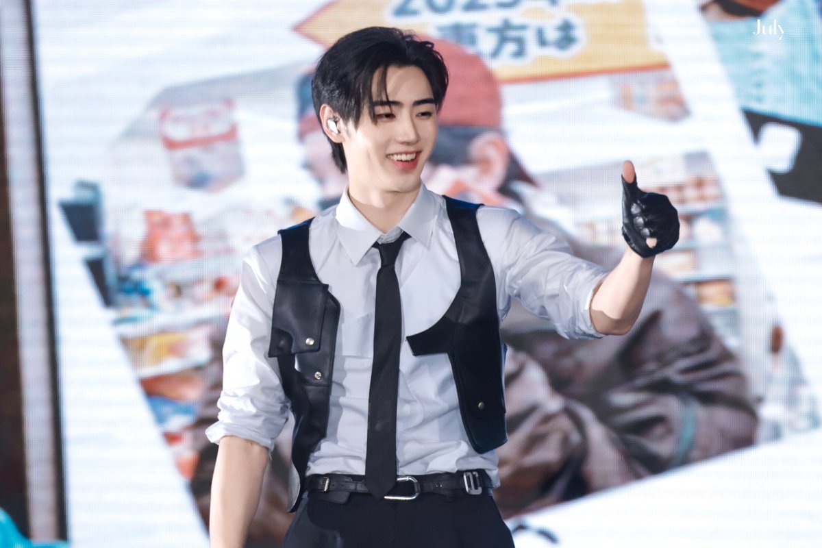 July_Sunghoon02's tweet image. 20251122

#ENHYPEN #SUNGHOON 
#엔하이픈 #성훈 
#エンハイプン #ソンフン