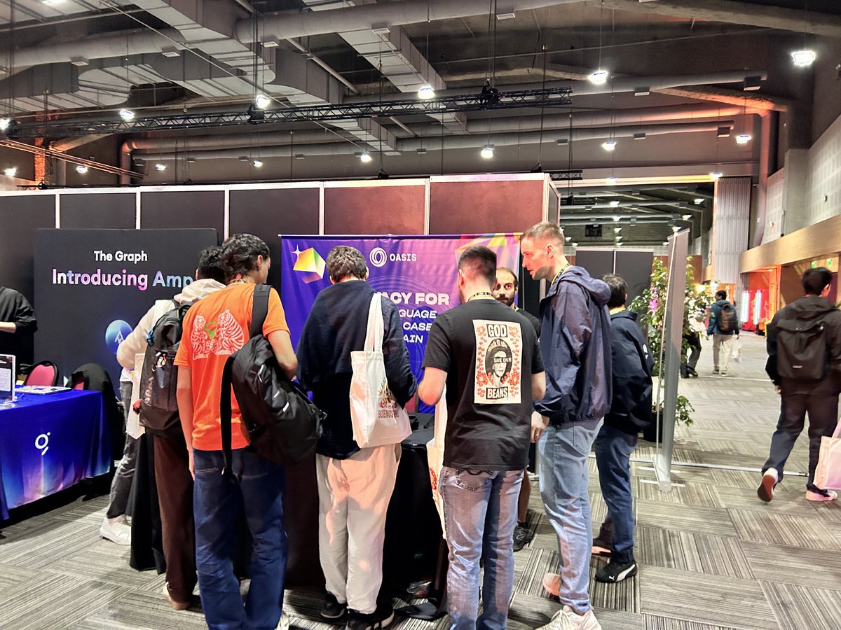 OasisProtocol's tweet image. If you’re at @ETHGlobal BA and building with agents, confidential compute, or cross-chain logic, stop by the Oasis booth.

We’re helping teams design trustless agents end-to-end.