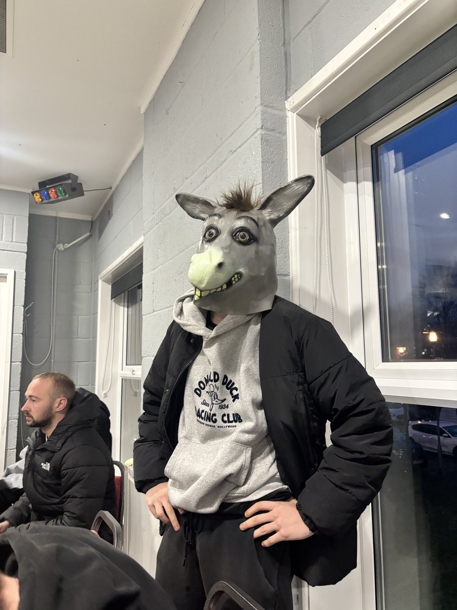 patchwaytownfc's tweet image. DONKEY OF THE DAY

After facing an unfortunate scoreline, the moods had to be raised somehow. 

A tie of votes between Skipper Jack Wells and Top Goalscorer George Bayley (on his second week in a row) means Donkey Of The Day is shared 🫏

#upthepatch ⚫️⚪️