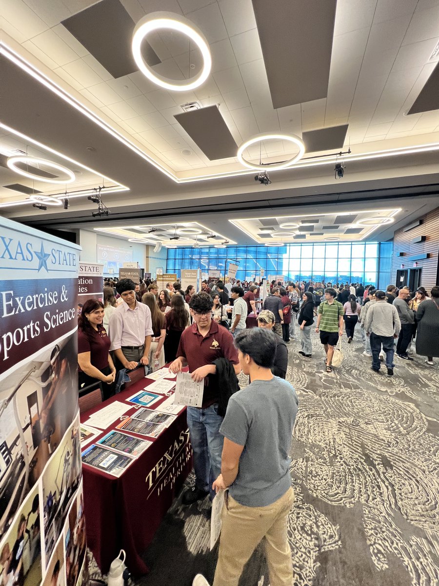 garytray's tweet image. Thanks for coming to Bobcat Day at Texas State! Students who checked in have received a text with instructions to get a free ticket to the Texas State football game at 4 pm this afternoon. Go Bobcats!