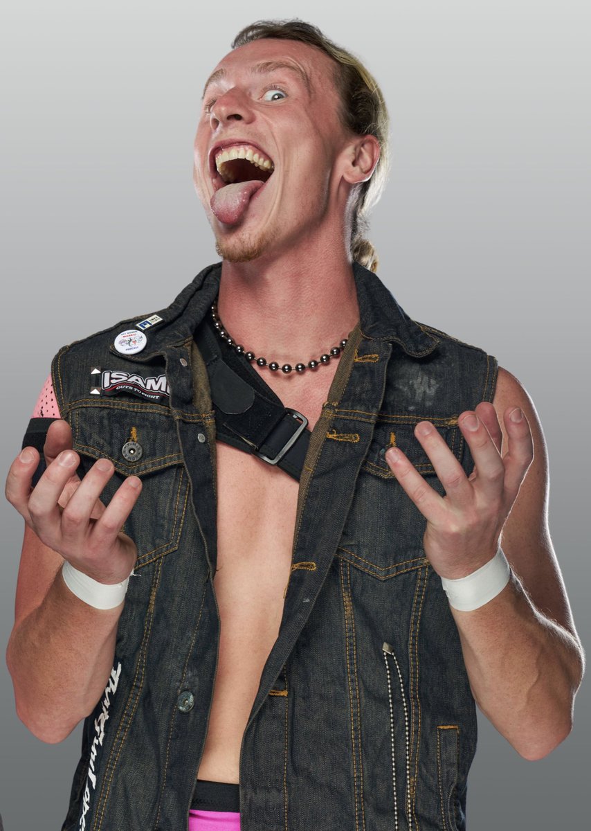 Pretty. Hate. Machine. 

📸: <a href="/Beezzzzy/">Basil Mahmud</a>