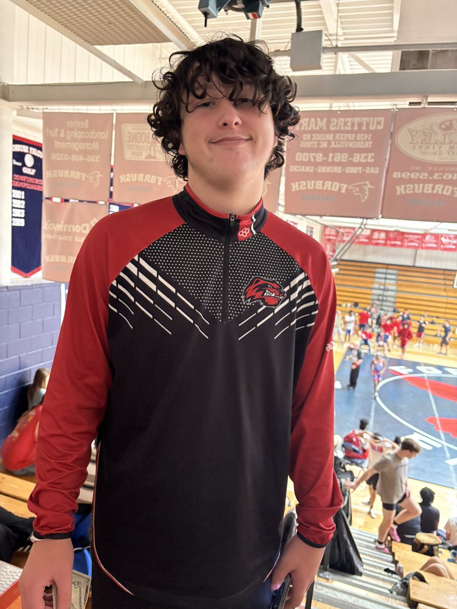 up at 4:45 this morning to drop my youngest off at school, he had to ride the bus for an away wrestling tournament.. I’m going to be a tired mama today!!