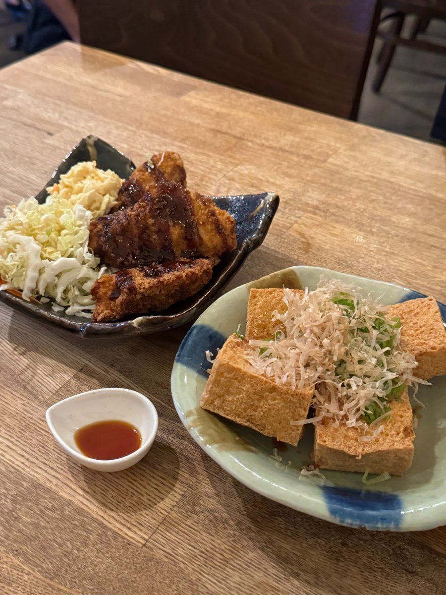 Poppyq7ye's tweet photo. Crispy bites &amp; comfort vibes — the perfect foodie moment 🍤💛🍽️✨”
 #FoodCrush #TastyTime #YumLife https://t.co/s5vXhUCCgL