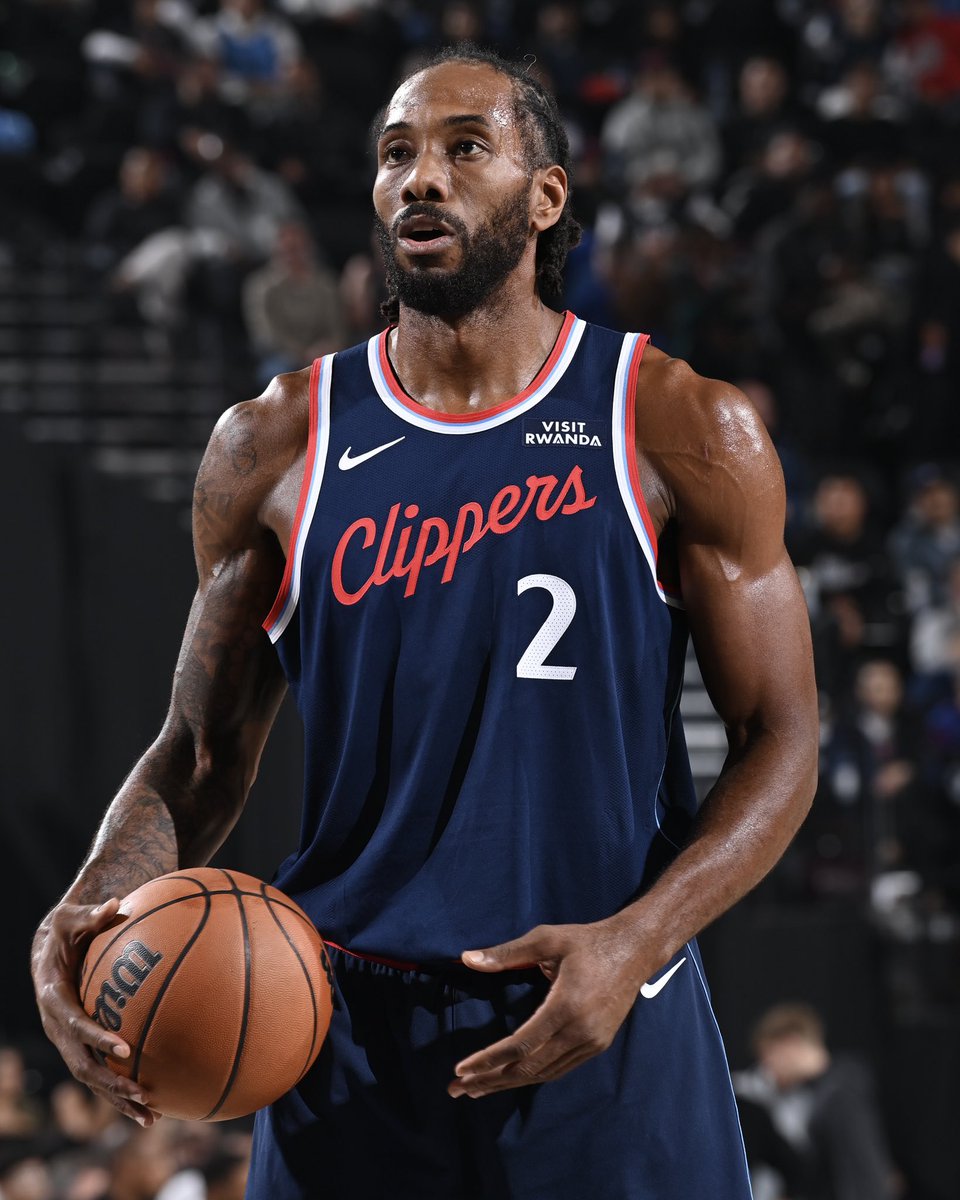 Kawhi Leonard is expected to return vs. Cavs on Sunday after missing last 10 games with an ankle/foot injury, per @ShamsCharania 