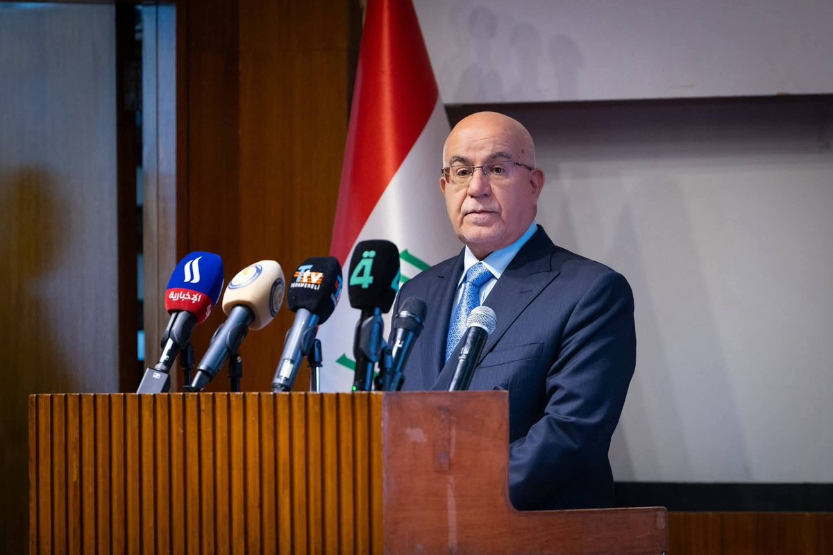 🔹وزير الصحة الدكتور صالح مهدي الحسناوي🔻 
كل مواطن يُجري عملية زراعة الكبد و زراعة الكلى في العراق، سيُشمل  بقانون الضمان الصحي هوَ و المُتبرع له مع اعفائِهما من بدل الإشتراك الشهري، و يكون لهما الحق بمراجعة كافة المستشفيات الداخلة بالضمان الصحي(مجاناً). 
#المكتب_الاعلامي