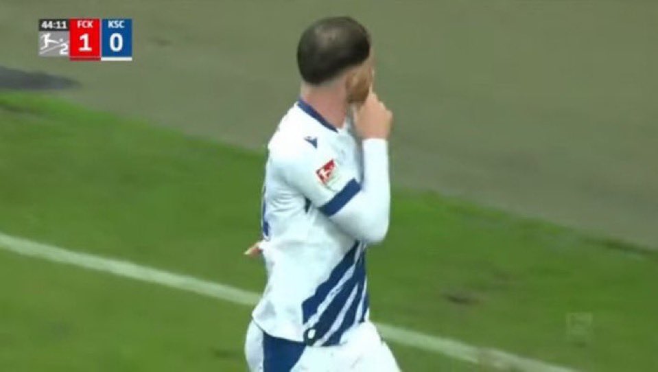 Adeyemi beim 3:2 

#BVBVfB