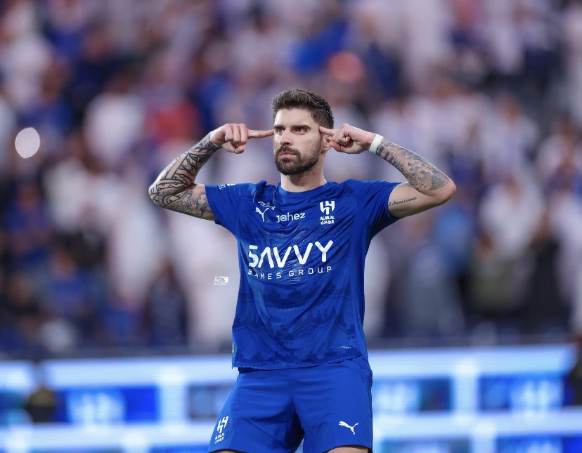 جدد معه عشر سنوات وأنت تضحك 
رجااااال 💪🏻💪🏻