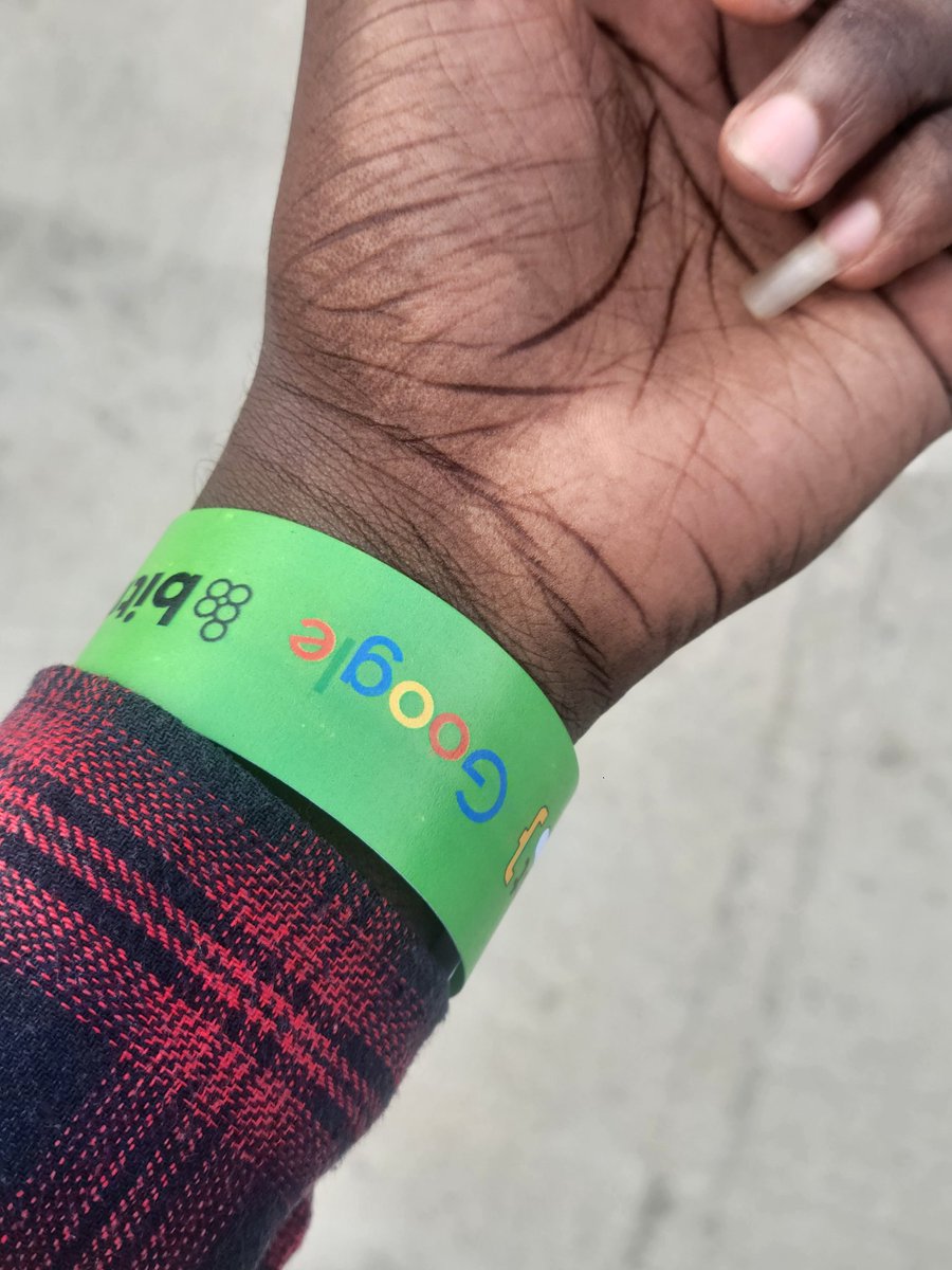 This_is_Dreamer's tweet image. The end of DevFestLagos 2025 edition
Lived it, Loved it

Bless the organizers
I got to meet a few speakers, made some friends in the space and won some merches and stuffs

Great experience 👌🎉😇👏
@gdglagos #DevfestLagos #Devfest2025