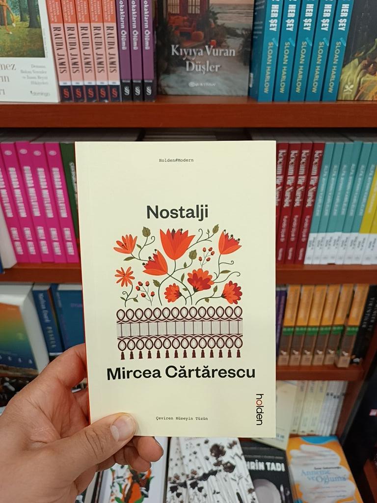 Bizim perdeden kitap yazmışlar, okudunuz mu?😬