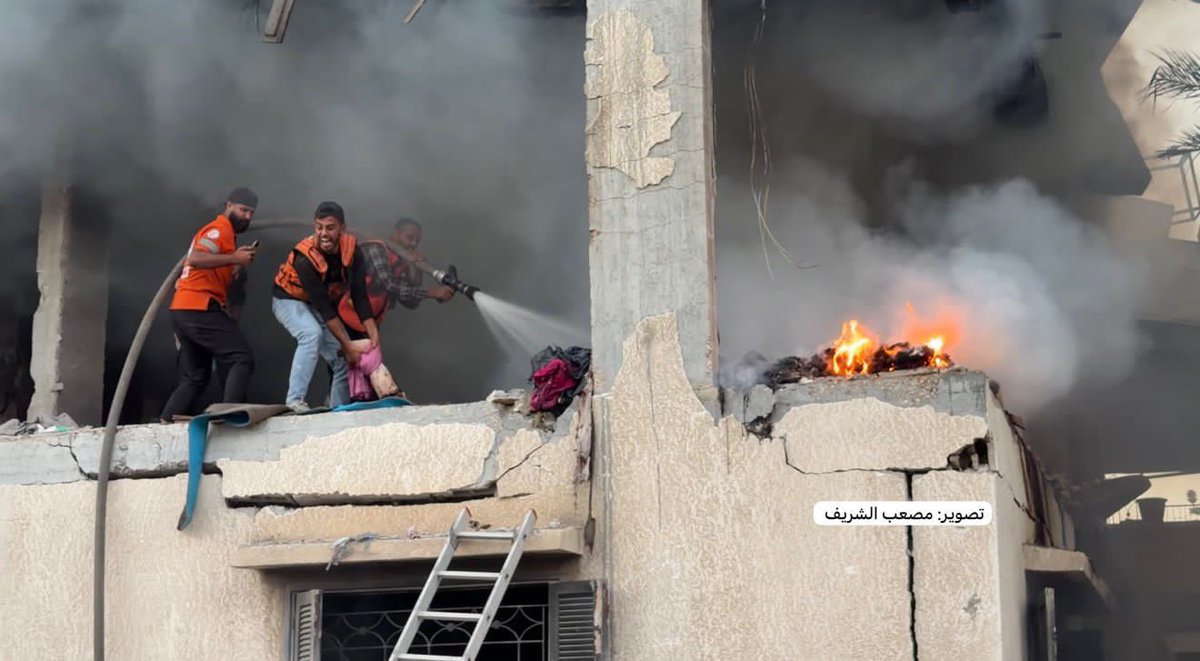 22 شهيد و 85 إصابة حصيلة القصف الإسرائيلي على قطاع غزة منذ عصر اليوم...

جيش الاحتلال أعلن اغتيال 5 قادة من حماس في الغارات الأخيرة .