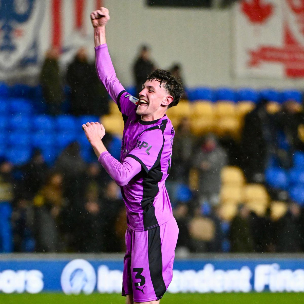 LaticsOfficial's tweet image. 𝘿𝙪 𝙙𝙪 𝙙𝙪 𝙃𝙖𝙧𝙧𝙞𝙨𝙤𝙣 𝘽𝙚𝙩𝙩𝙤𝙣𝙞. 🎶 💜

👏 A Sky Bet League One debut to remember for one of our own!  

#wafc 🟣⚫️ | @Latics_Academy