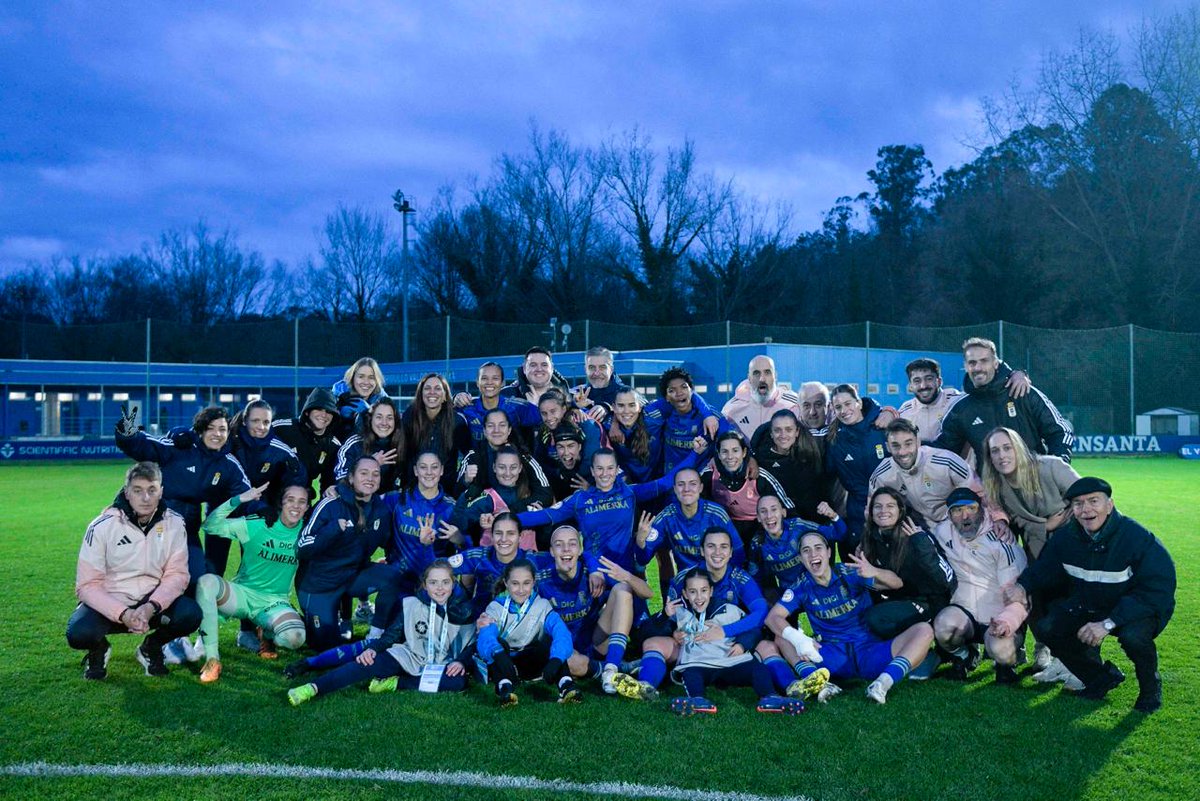 RealOviedoFem's tweet photo. ✨ Este equipo se merecía una victoria así... y hoy volvió a demostrar por qué 💙

#PrimeraFederaciónIberdrola
#RealOviedoFemenino 🔵⚪️ https://t.co/0NDbFImbo4