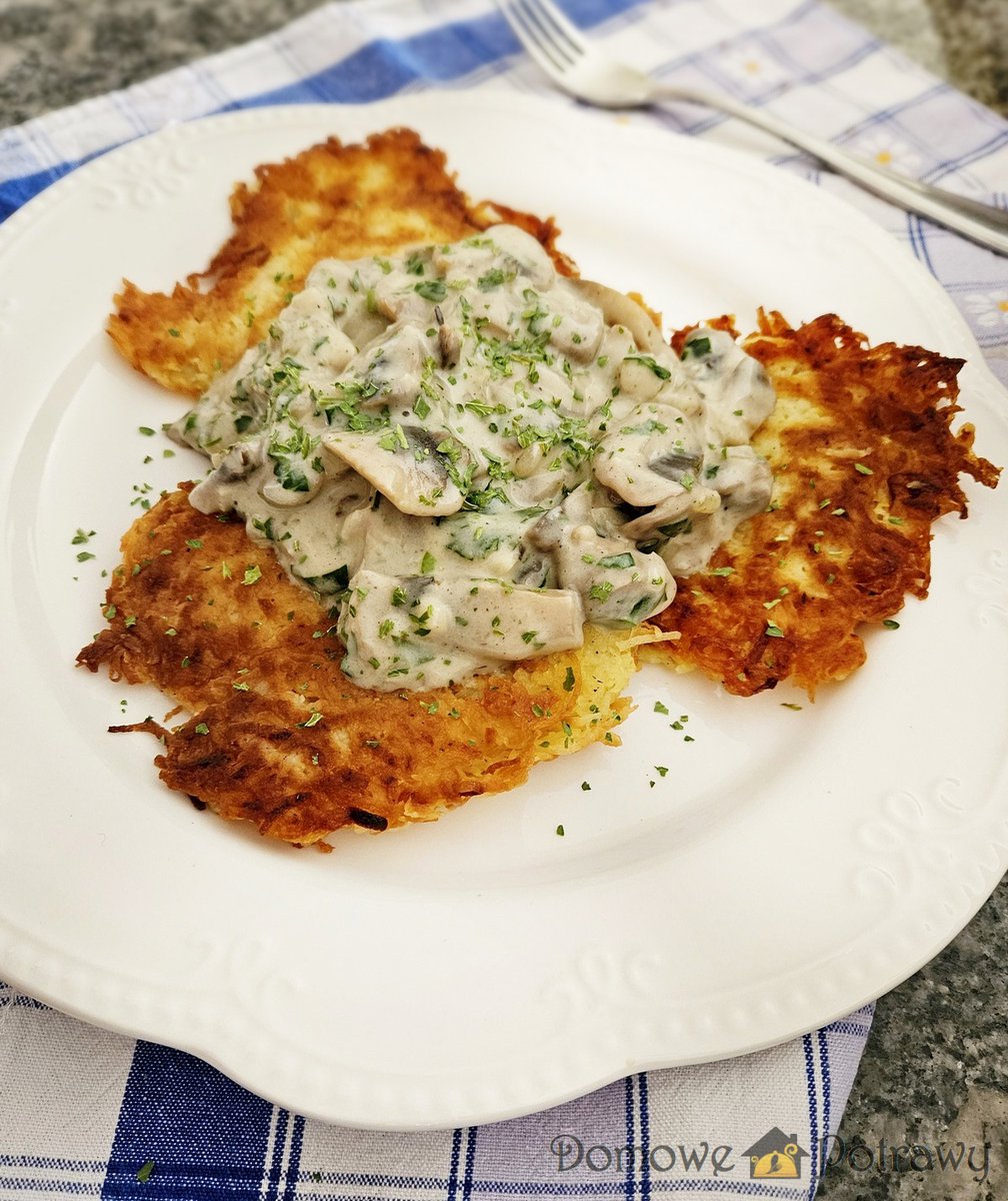 DomowePotrawy's tweet photo. PLACKI ZIEMNIACZANE Z SOSEM PIECZARKOWYM😆
https://t.co/xRVsGU3iZ5
#DomowePotrawy #przepis #placki #obiad #gotowanie #food #blogkulinarny https://t.co/7wcSvYwpwY