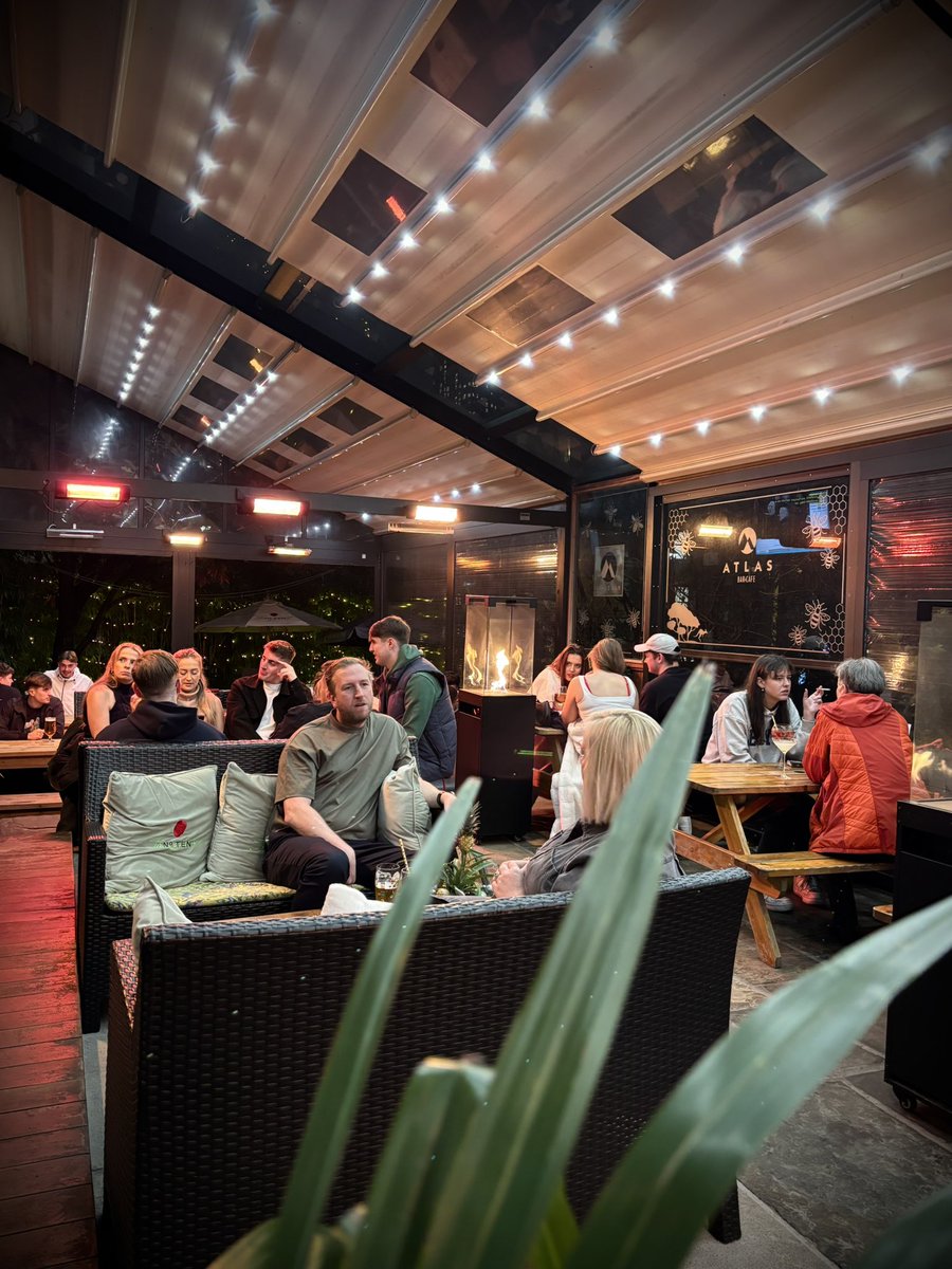 Happy #Saturday Everyone! 

There's only one place to be and that's out on our heated #terrace, enjoying a delicious #gin and #tonic <a href="/TheAtlasBar/">Atlas Bar</a>. No need to book either #Manchester 🍸🎉