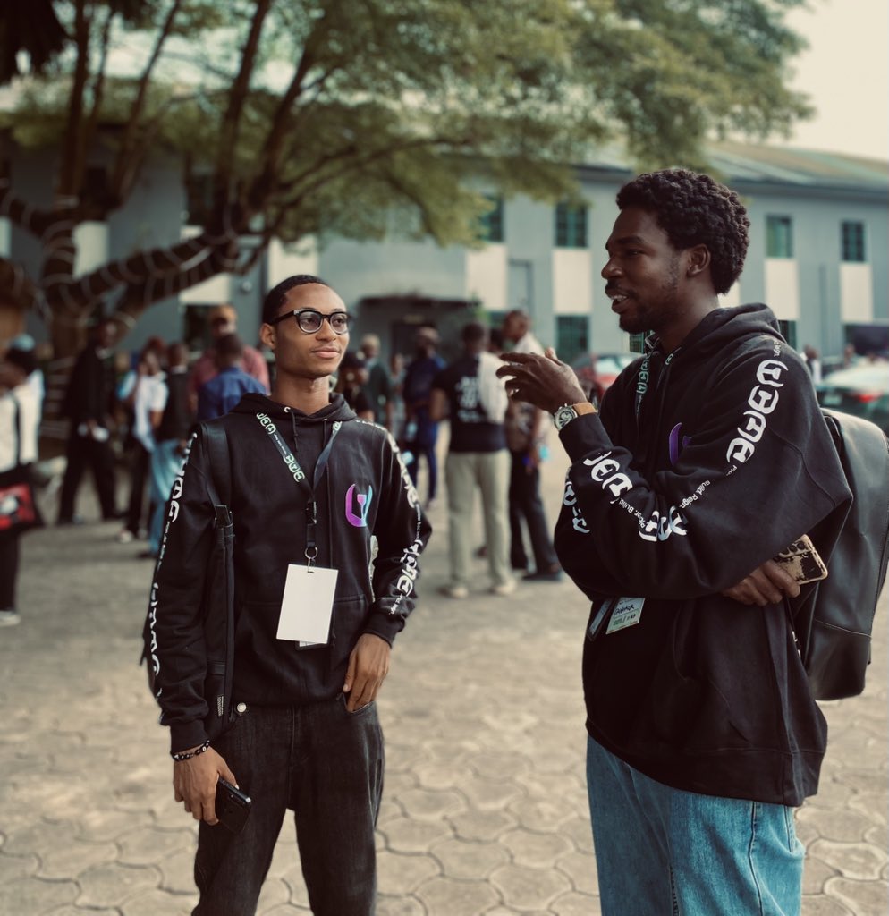 EmperorGuild's tweet image. Highlights from Google DevFest: insightful sessions, meaningful networking, and the chance to introduce emperor Guild to so many passionate creators and tech enthusiasts. 

#emperorguild #googledevfest #tech #fyp