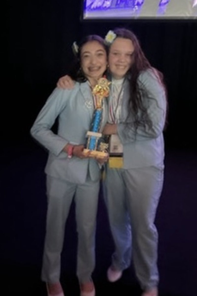 KPDECAchapter's tweet image. Day 22 of #DECAMonth features the best King Philip DECA professional attire! The drip is 🔥
#goallin
#gotheextra