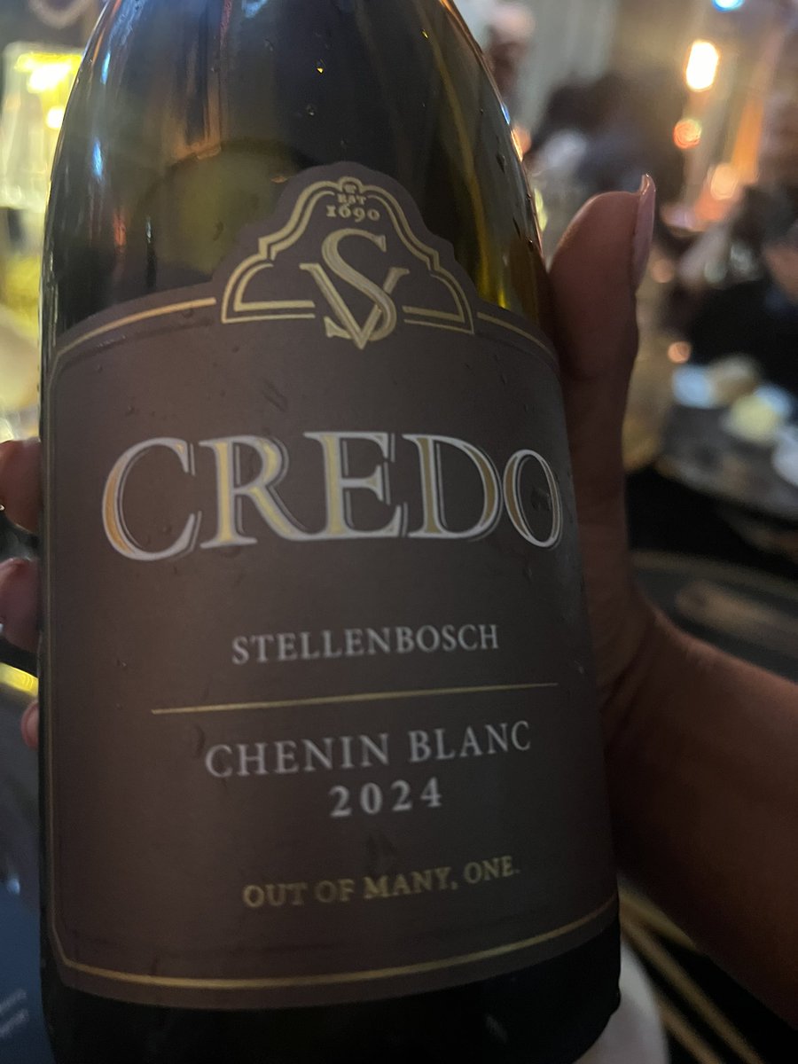 wineconceptsSA's tweet photo. #DCWinemaker @DinersClubSA Young Winemaker of the Year 2025 is Marnich Aucamp for his Stellenbosch Vineyards Credo Chenin Blanc 2024. Delicious!! Congrats! @CheninBlancSA #drinkchenin https://t.co/cLwHGvZQd1