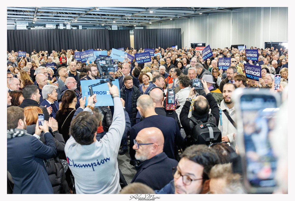 roland macri tweet media