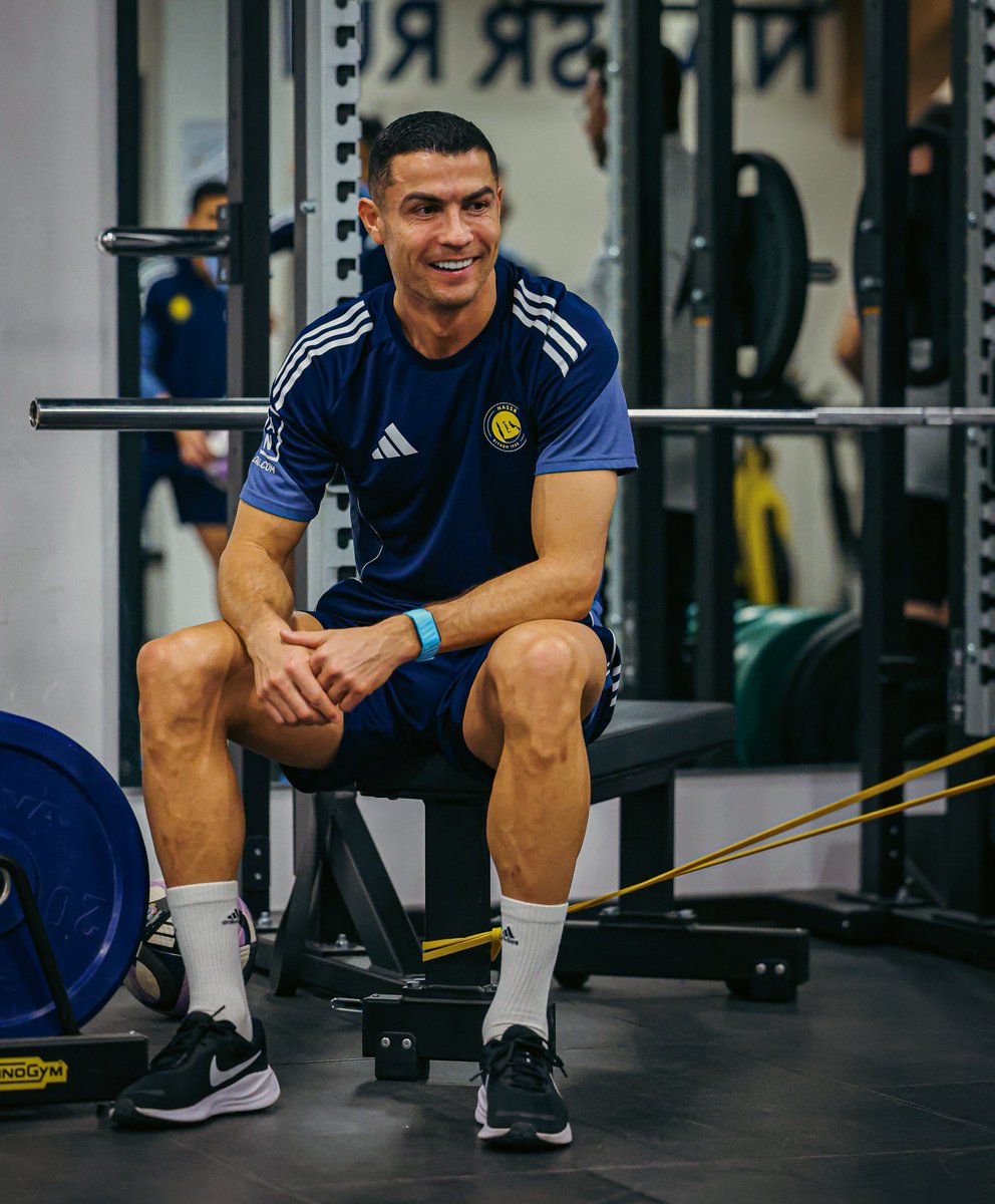 غدًا يعود #العالمي 🤩💛

والله مُشتااااااااقين