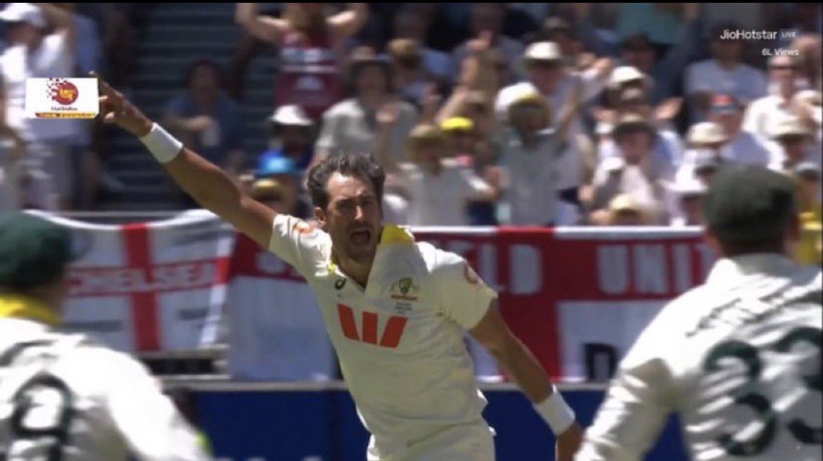 Starc in England Ashes overall as a Bowler

- 13 Matches
- 24 Innings
- 56 wickets
- 412.3 overs 
- 1664 Runs
- 4.03 eco
- 6-111 Best in an innings
- 8-182 Best in a match
- 44.19 Strike rate
- 29.71 Average

#Ashes #AshesRewind #Ashes2025