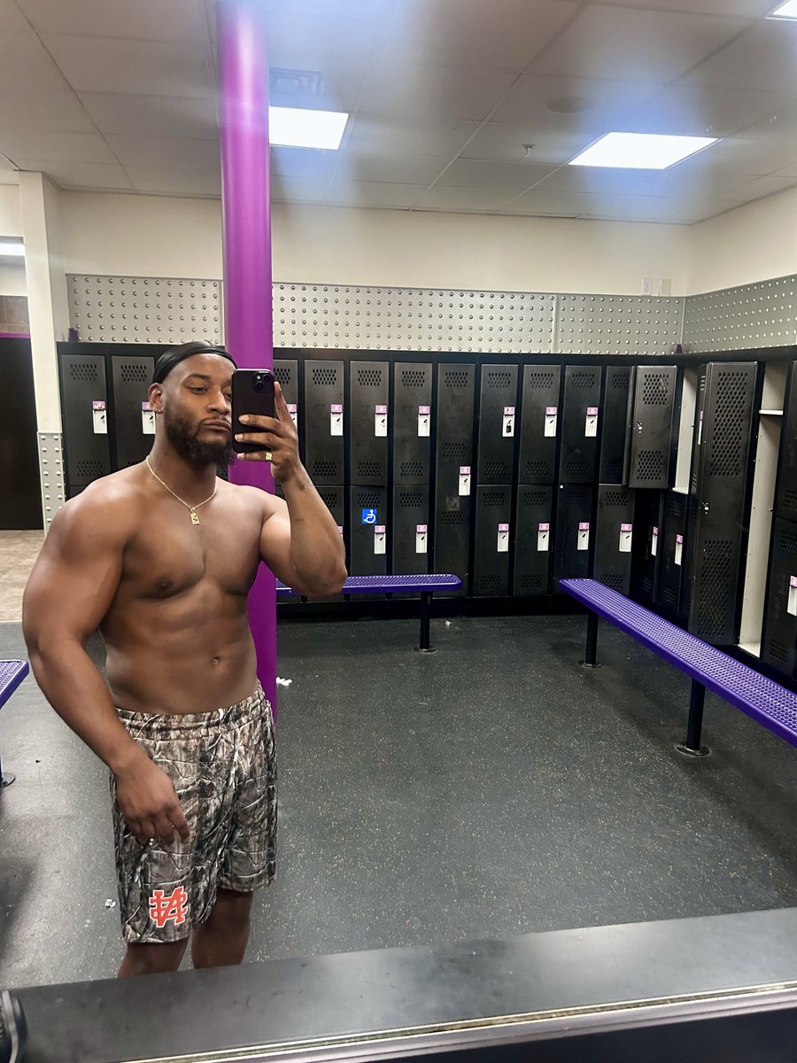 Drizzy_DreDayy's tweet image. Saturday workout done! ✅ #PostWorkout