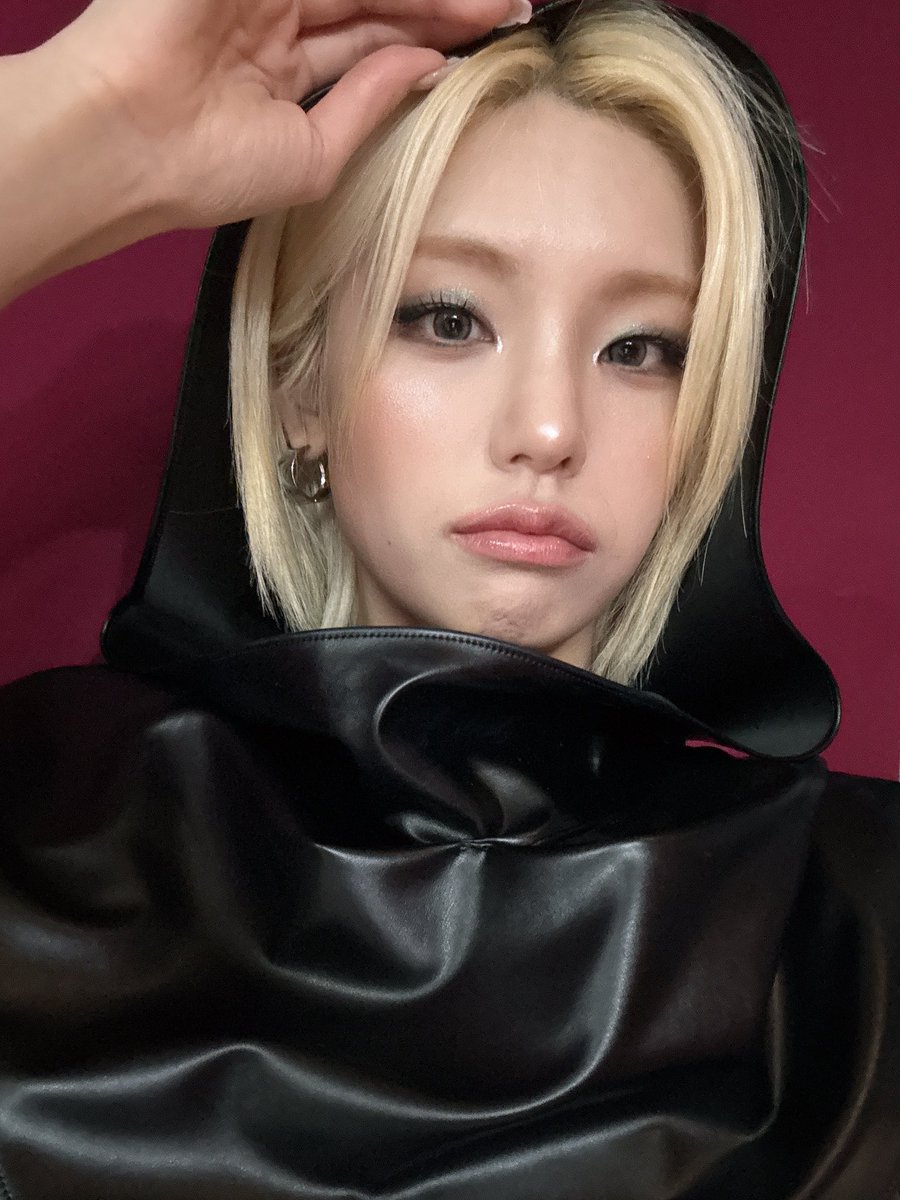 archive4itzy's tweet image. [22112025] #yeji bbl update