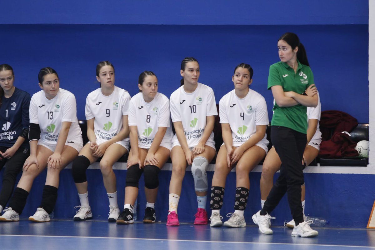 🟢 <a href="/FundUnicaja/">Fundación Unicaja</a>, presente en el Campeonato de Andalucía de Selecciones Provinciales Cadete Femenino 🤾‍♀️

🤝 Gracias a nuestro patrocinador por acompañar a nuestros equipos en <a href="/GobiernodeCeuta/">Gobierno de Ceuta</a> 📌

Siempre de la mano del #BalonmanoAndaluz 💚

#BalonmanoAndalucía