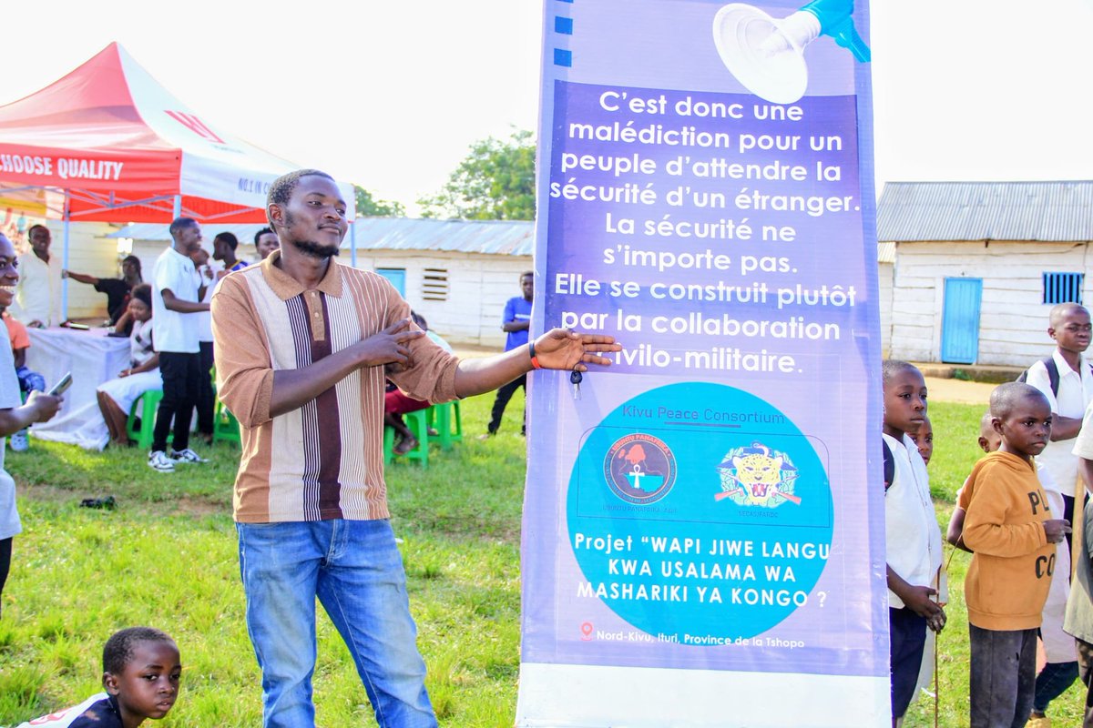 Beni/Oïcha : À l’Institut Balolu, Ubuntu Panafrika et les élèves étaient sur scène pour prôner l’unité civilo-militaire contre l’ADF et la résistance face à l'ennemi. C'était ce samedi 22 novembre 2025, à l'occasion de l'installation du nouveau comité des élèves dans cette école.