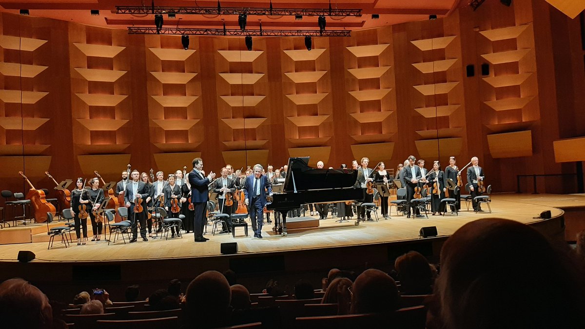 Andre Montaud tweet media