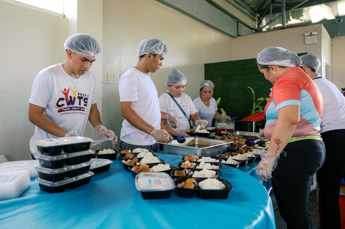 WCKitchen's tweet photo. Our partners at Garces Royal Garden Catering Services are working nonstop to ensure their community has fresh, comforting meals in the wake of Typhoon Kalmaegi. Each day, their team is cooking more than 5,500 meals for families who have lost their homes, workplaces, and so much more. With partners like Garces Royal Garden, families going through difficult times can count on familiar dishes made by local cooks—meals that provide the fuel to recover and rebuild. #ChefsForPhilippines