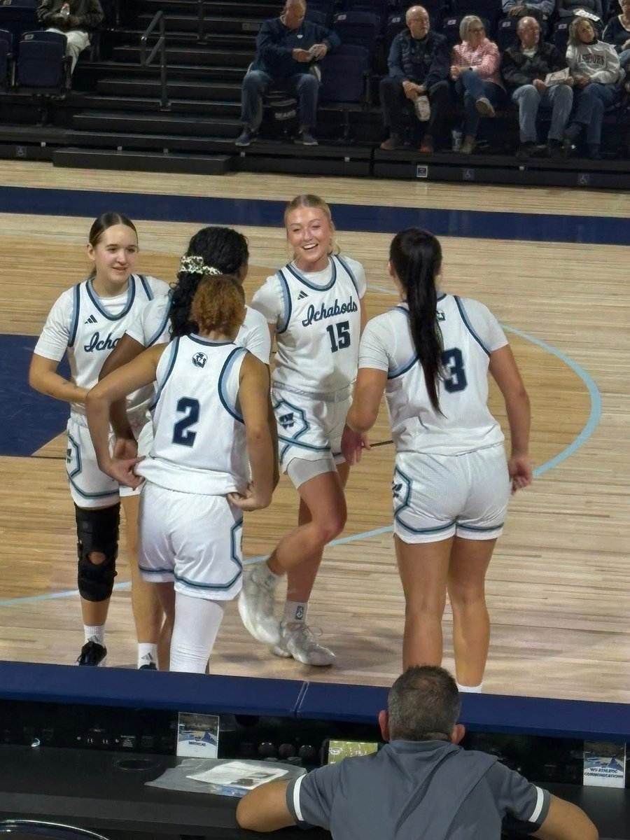 The Lady Bods took care of SBU last night with an impressive win! Great to see Lauren draining 3’s!!