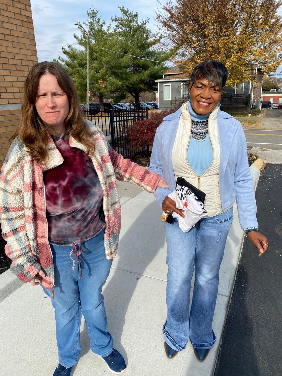 sertomacenter's tweet photo. 💙 We’re Hiring!

Want a job that matters? Join Sertoma Center and help empower adults with intellectual and developmental disabilities.

✨ Purpose-driven work
✨ Supportive team
✨ Growth opportunities

Apply here:
👉 https://t.co/il9FCJqttE

Come make a difference with us! 💛 https://t.co/MGdRwDZ7Fw