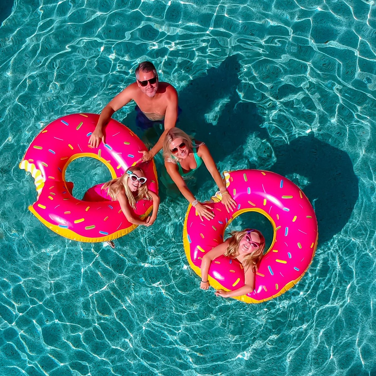 CasaDoradaCabo's tweet image. Friday’s agenda: Float, refresh, repeat. Because vacation mode is ON. 💦😎
.
.
.
#vacationmode #poolsidevibes #medanobeach #casadoradacabo #loscabos