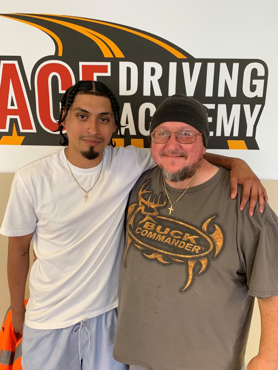 We loved having this father and son duo in training at our Waco, TX campus. They worked hard and both just graduated! Congratulations! 🎉🎓