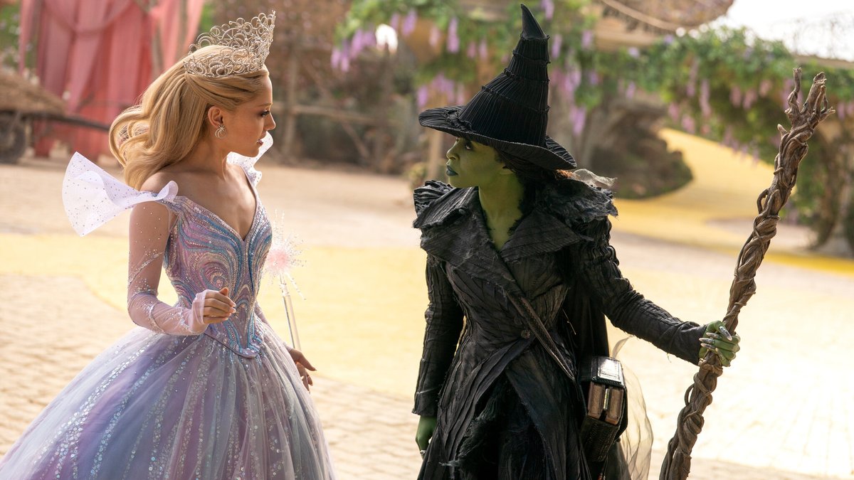 GrapeScreen's tweet image. #WickedForGood has earned $68.6M in the film’s domestic opening day. 

The biggest domestic opening day for a movie in 2025 so far